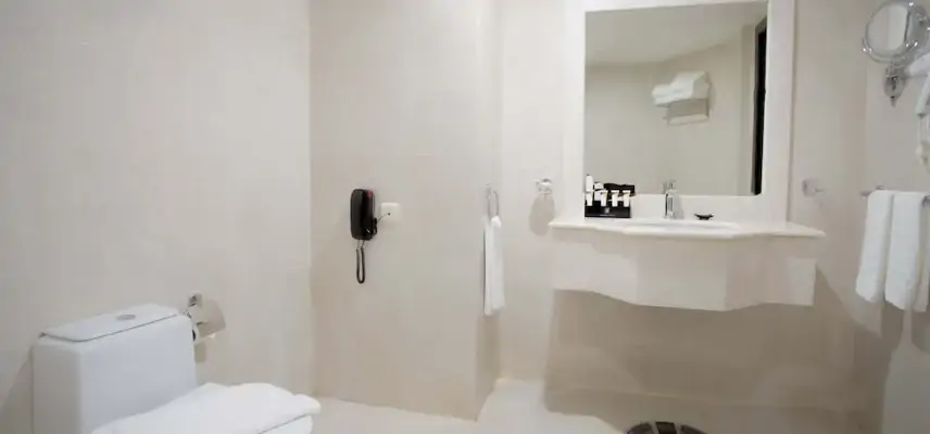 Season Star Hotel image